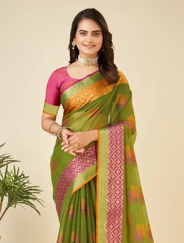 Green_Cotton_Silk_Woven_Kanjivaram_Saree_With_Unstitched_Blouse_For_Women