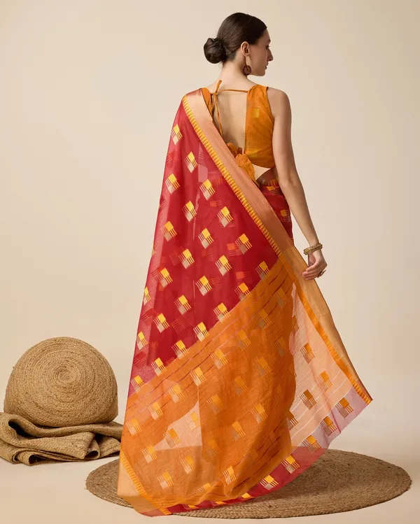 Red_Cotton_Silk_Woven_Banarasi_Saree_With_Unstitched_Blouse_For_Women