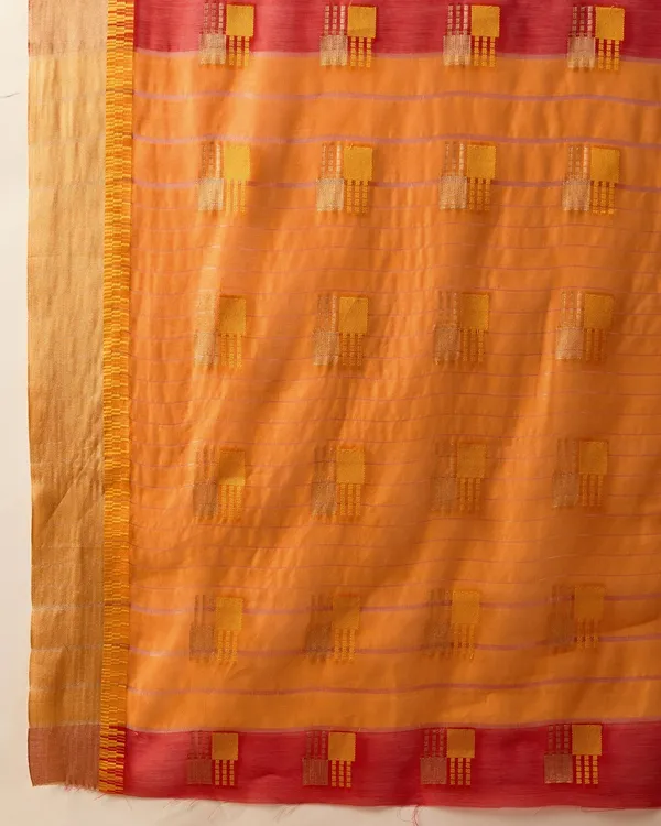 Red_Cotton_Silk_Woven_Banarasi_Saree_With_Unstitched_Blouse_For_Women