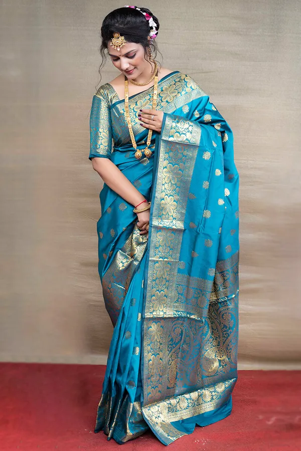 Blue_Cotton_Silk_Woven_Banarasi_Saree_With_Unstitched_Blouse_For_Women