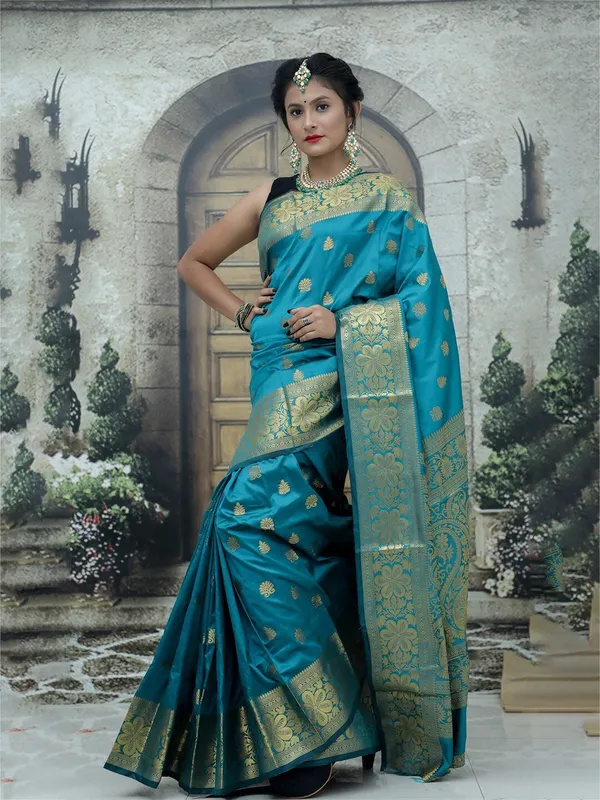 Blue_Cotton_Silk_Woven_Banarasi_Saree_With_Unstitched_Blouse_For_Women