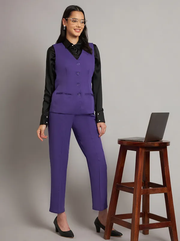 BRINNS_V-Neck_Formal_Waistcoat