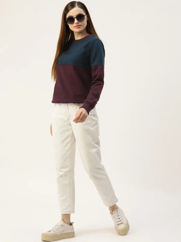 BRINNS_Women_Colourblocked_Fleece_Sweatshirt