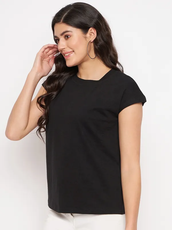 BRINNS_Round_Neck_Extended_Sleeves_T-shirt