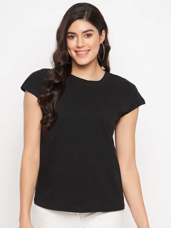 BRINNS_Round_Neck_Extended_Sleeves_T-shirt