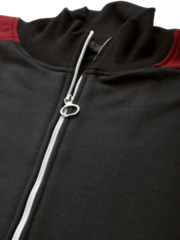 BRINNS_Women_Maroon_Solid_Sweatshirt