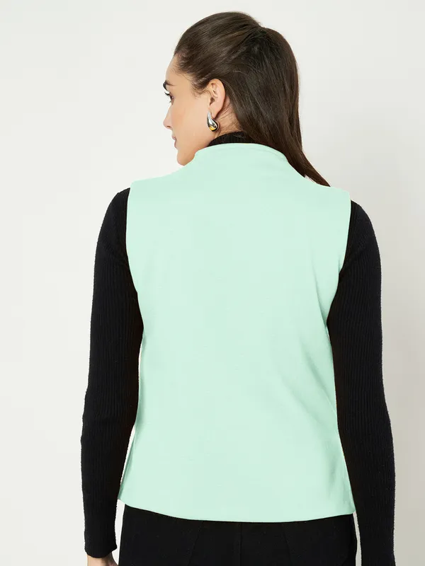 V-Neck_Casual_Waistcoat