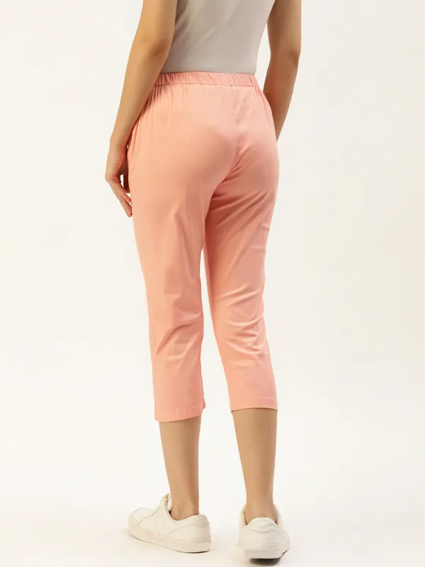 BRINNS_Women_Magenta_Solid_Capris