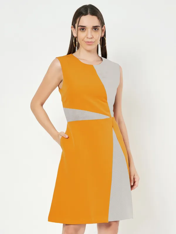 BRINNS_Women_Colourblocked_A-Line_Dress