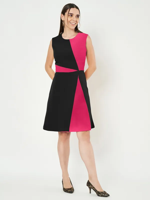 BRINNS_Women_Colourblocked_A-Line_Dress