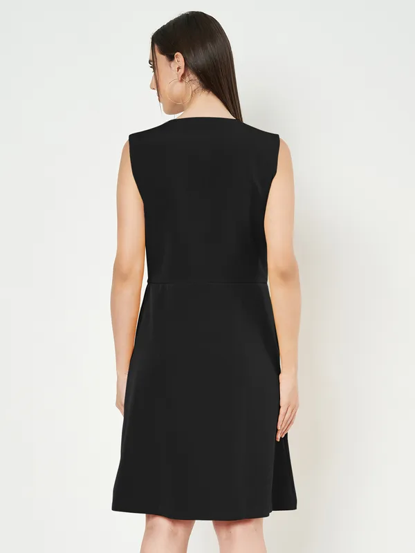 BRINNS_Women_Colourblocked_A-Line_Dress