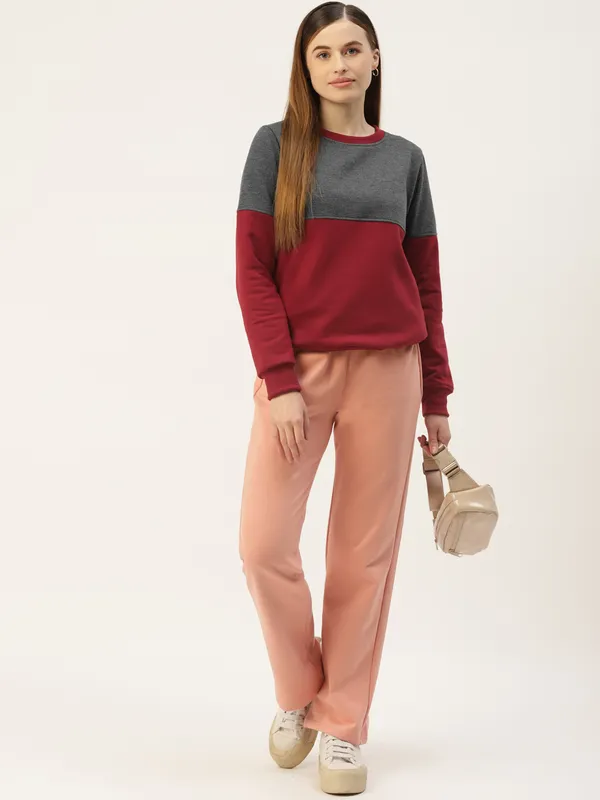 BRINNS_Women_Colourblocked_Fleece_Sweatshirt