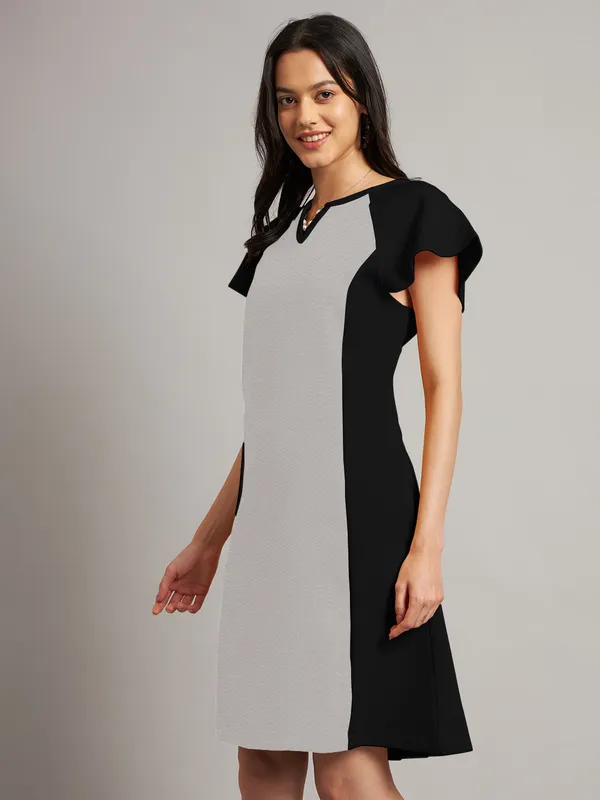 BRINNS_Women_Pure_Cotton_Colourblocked_Sheath_Dress