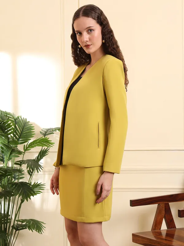 Blazer_With_Skirt_Co-Ords
