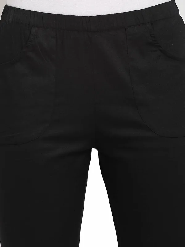 Black_COTTON_Poplin_Lycra_Capris