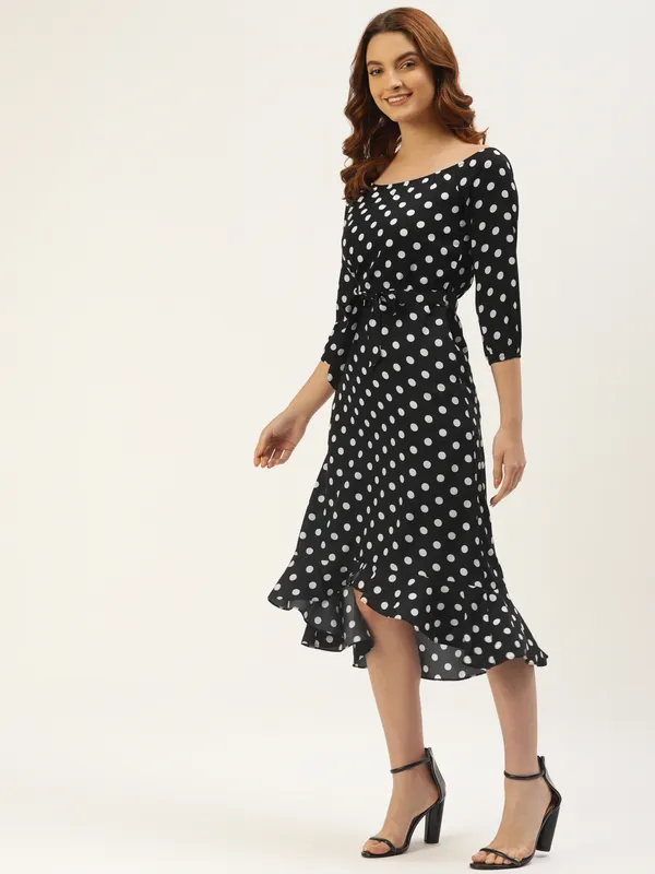 White_&_Black_Floral_Print_A-Line_Midi_Dress