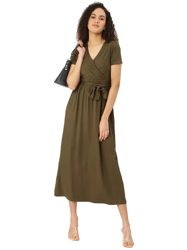 BRINNS_Olive_Green_Solid_Color_Knitted_Midi_Dress
