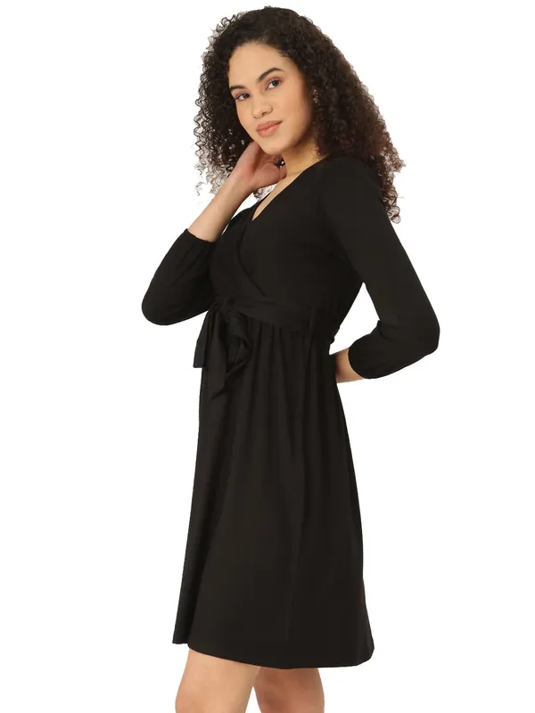 BRINNS_Black_Solid_Dress