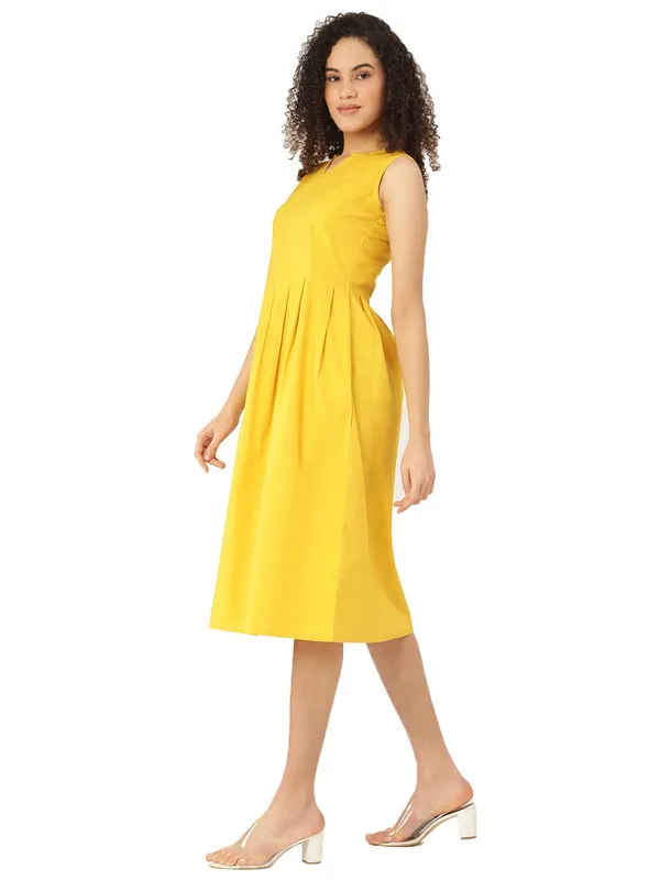 BRINNS_Mustard_Yellow_Midi_Dress