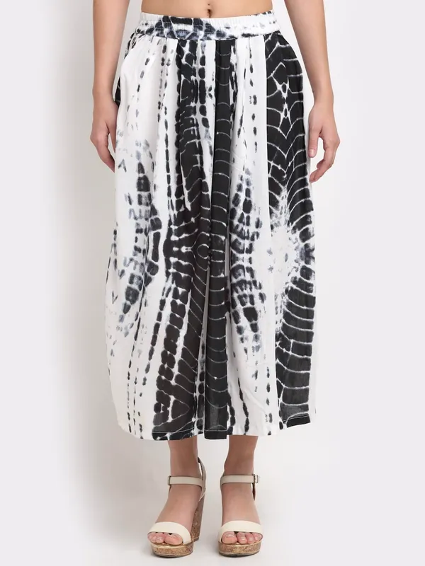 BRINNS_Women's_White_&_Blue_Solid_Color_Tie_&_Dye_Print_Midi_Skirt