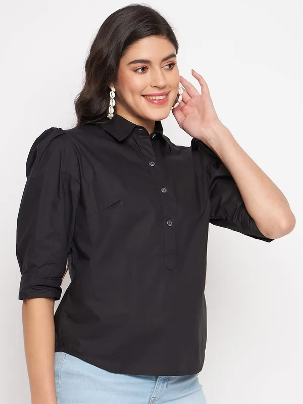 BRINNS_Solid_Opaque_Casual_Shirt_with_Puff_Sleeves_and_Curved_Hem_-_Fashionable_and_Comfortable_for_Women's_Everyday_Wear