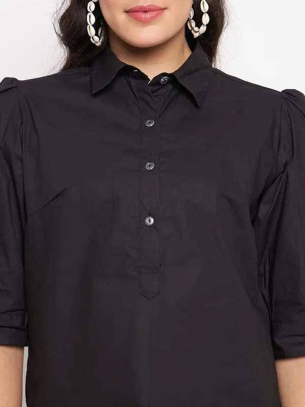 BRINNS_Solid_Opaque_Casual_Shirt_with_Puff_Sleeves_and_Curved_Hem_-_Fashionable_and_Comfortable_for_Women's_Everyday_Wear