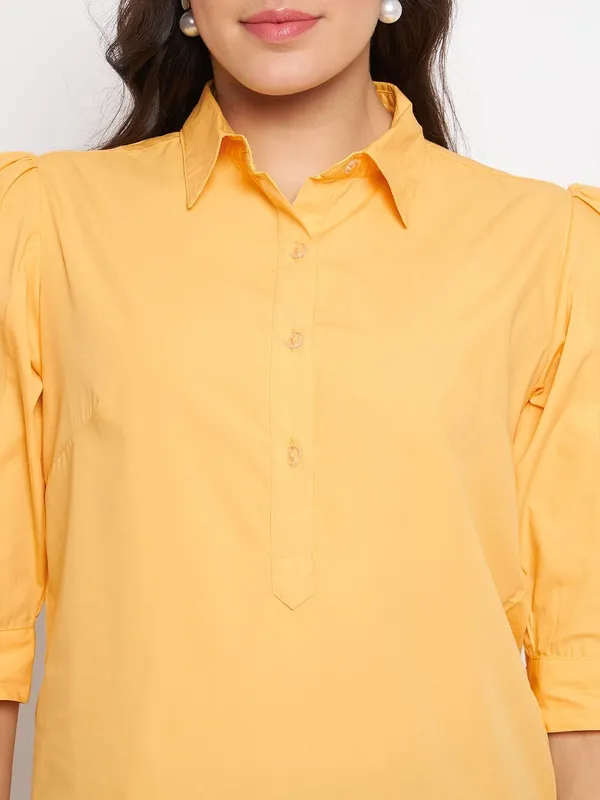 BRINNS_Solid_Opaque_Casual_Shirt_with_Puff_Sleeves_and_Curved_Hem_-_Fashionable_and_Comfortable_for_Women's_Everyday_Wear