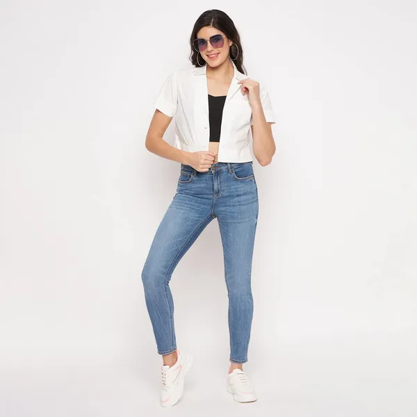 BRINNS_Solid_Opaque_Women's_Classic_Fit_Spread_Collar_Crop_Shirt_with_Patch_Pocket_and_Short_Sleeves