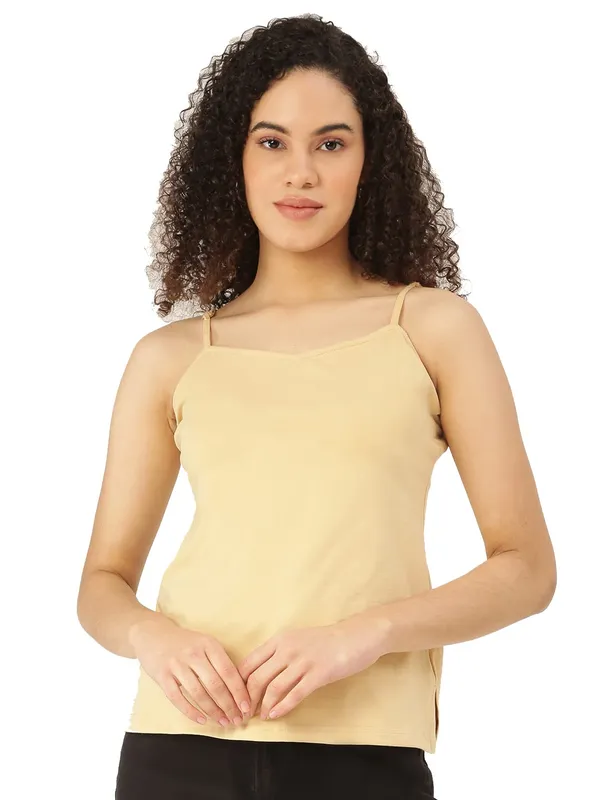 BRINNS_Beige_Solid_Top