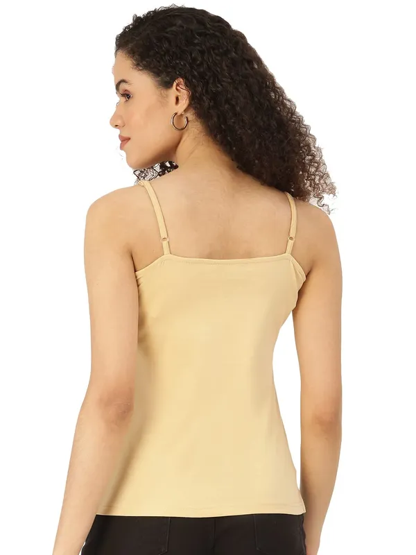 BRINNS_Beige_Solid_Top