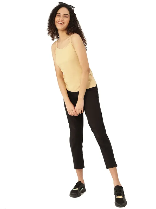 BRINNS_Beige_Solid_Top