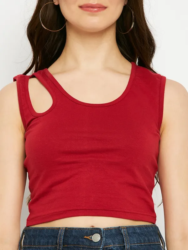 Round_Neck_Cut_Out_Fitted_Crop_Top