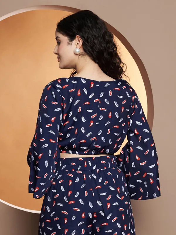 Printed_Bell_Sleeve_Fitted_Crop_Top