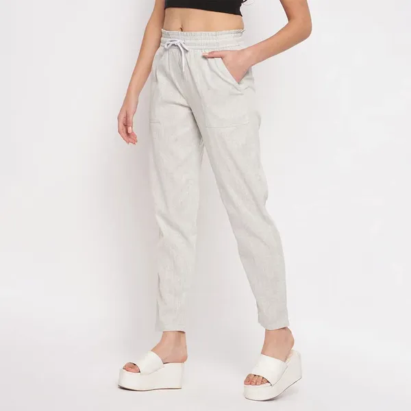 BRINNS_Comfortable_and_Stylish_Women's_Straight_Leg_Trousers_-_Mid-Rise,_Regular_Length,_Flat-Front_Design