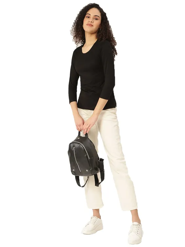 BRINNS_Women_Black_T-Shirt
