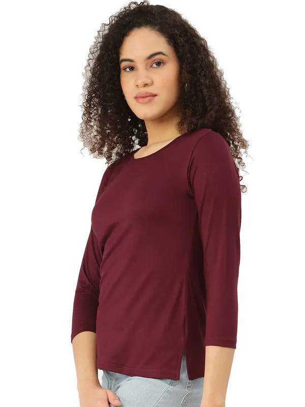 BRINNS_Women_Burgundy_T-Shirt