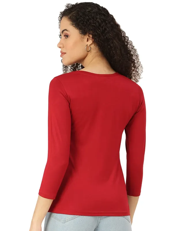 BRINNS_Women_Maroon_T-Shirt