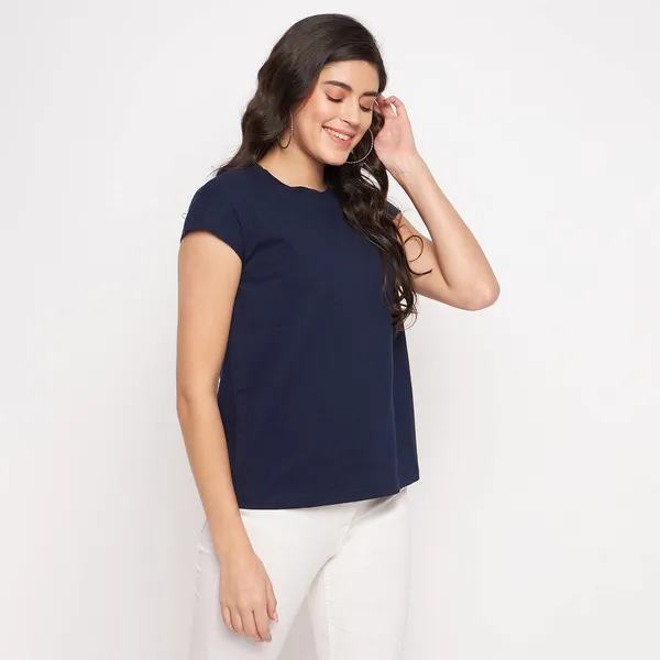 Classic_Round_Neck_Raglan_Sleeves_T-Shirt_in_Solid_Colors,_Regular_Length_and_Comfortable_Fit