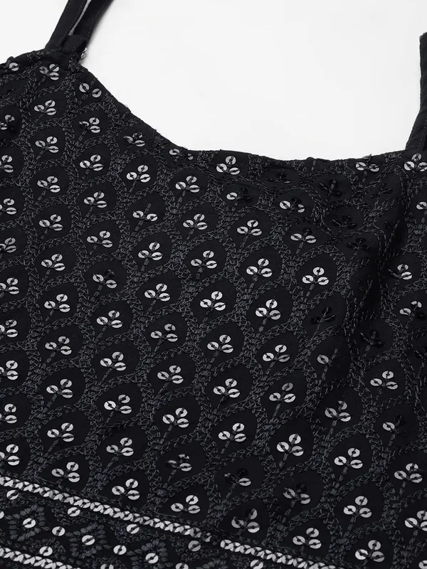 Black_Rayon_Sequinn_Tops