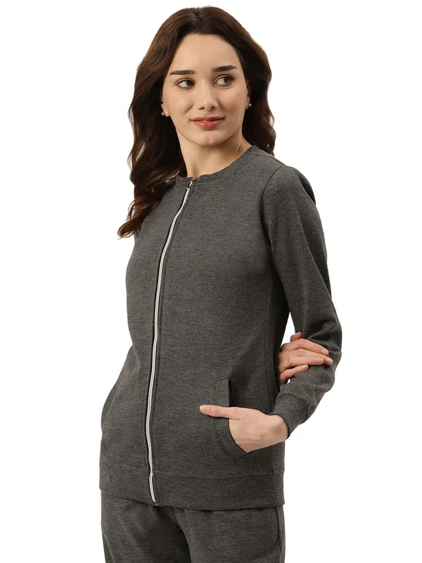 BRINNS_Women's_Solid_Tailored_Jacket