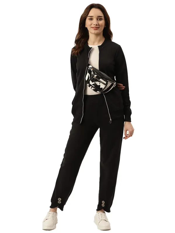 BRINNS_Women's_Solid_Tailored_Jacket