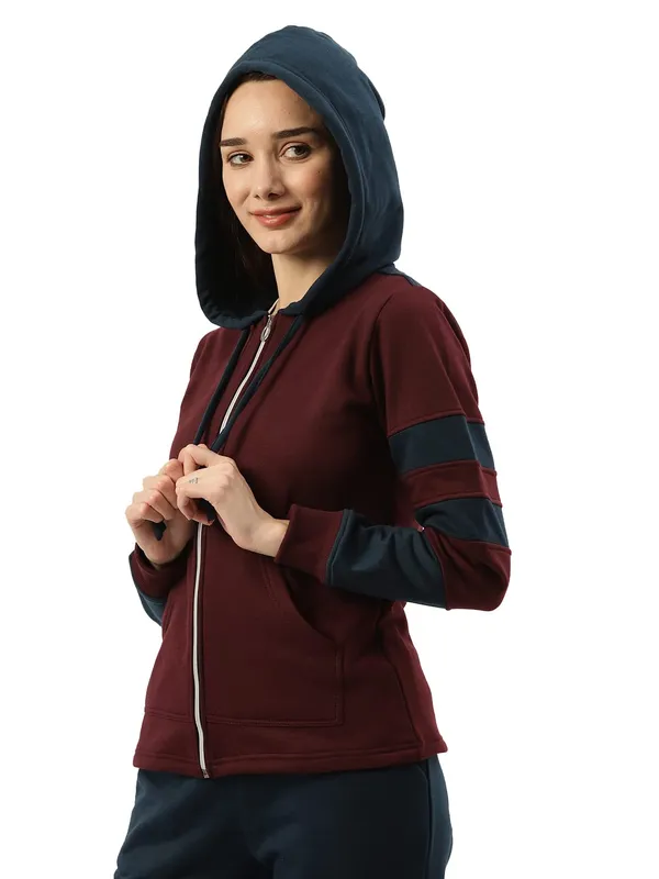 BRINNS_Women_Striped_Fleece_Hooded_Sweatshirt