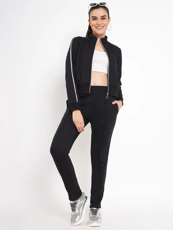 Black_Cotton_Blend_Fleece_Jackets_For_Women