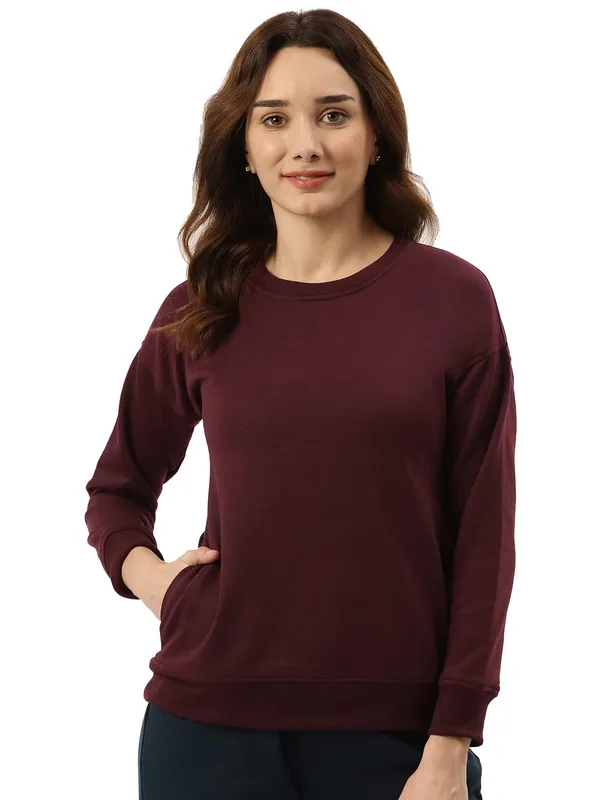BRINNS_Women's_Fleece_Regular_Sweatshirt