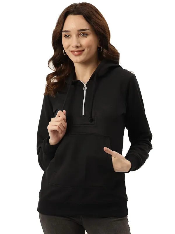 BRINNS_Women_Hooded_Sweatshirt