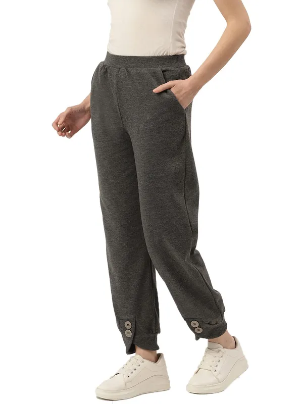 BRINNS_Women_Relaxed_Trousers