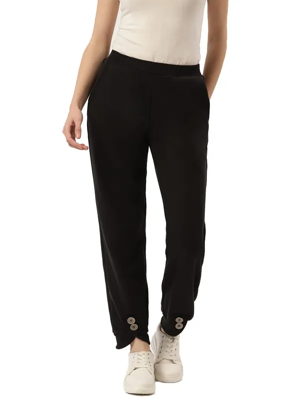 BRINNS_Women_Relaxed_Trousers