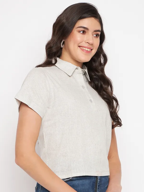 Classic_Fit_Spread_Collar_Crop_Shirt