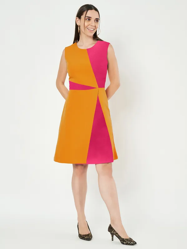 BRINNS_Women_Colourblocked_A-Line_Dress