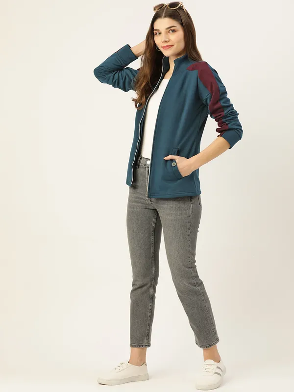 BRINNS_Women's_Solid_Sweatshirt